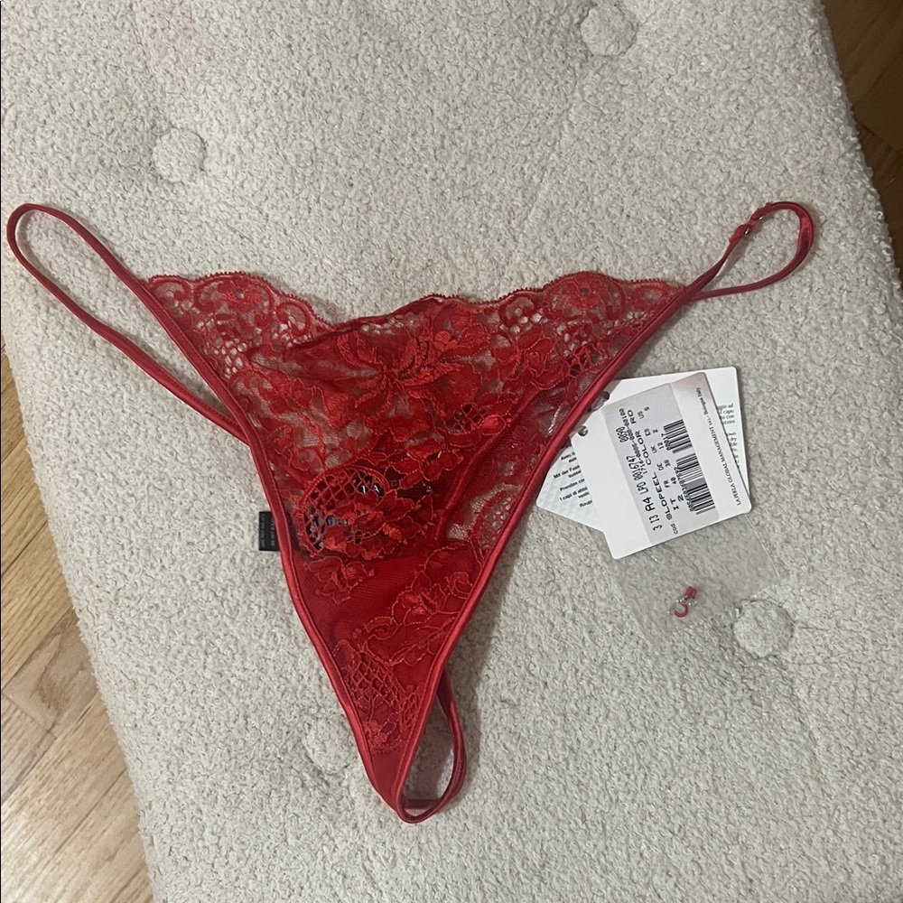 La Perla El Color Rojo Lace G-string